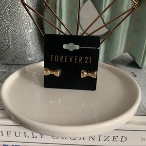 Forever 21// bow earrings